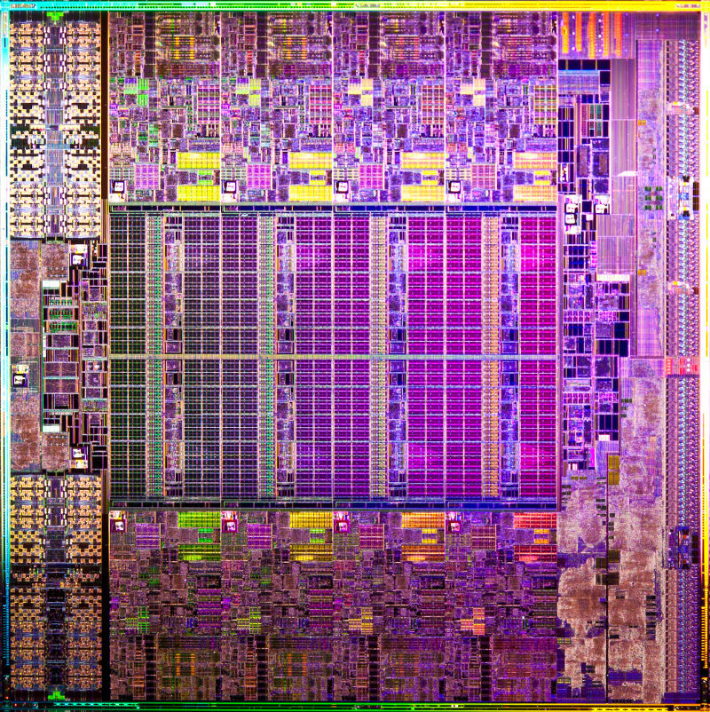 Intel собирается выпустить серверные процессоры Xeon со встроенной FPGA