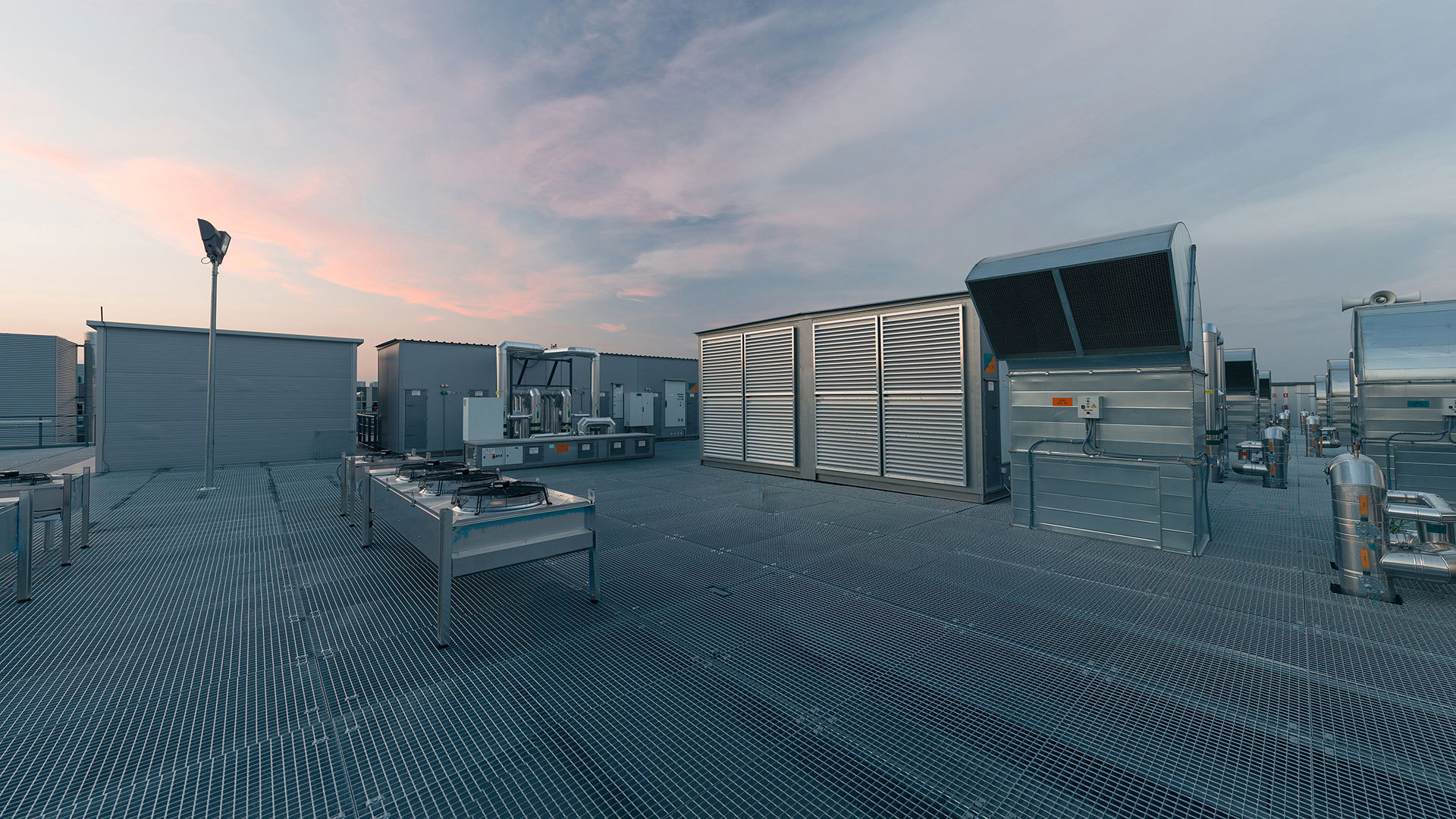 Internet machine: короткометражный фильм для всех о том, как работают интернет сервисы Internet machine: короткометражный фильм для всех о том, как работают интернет сервисы