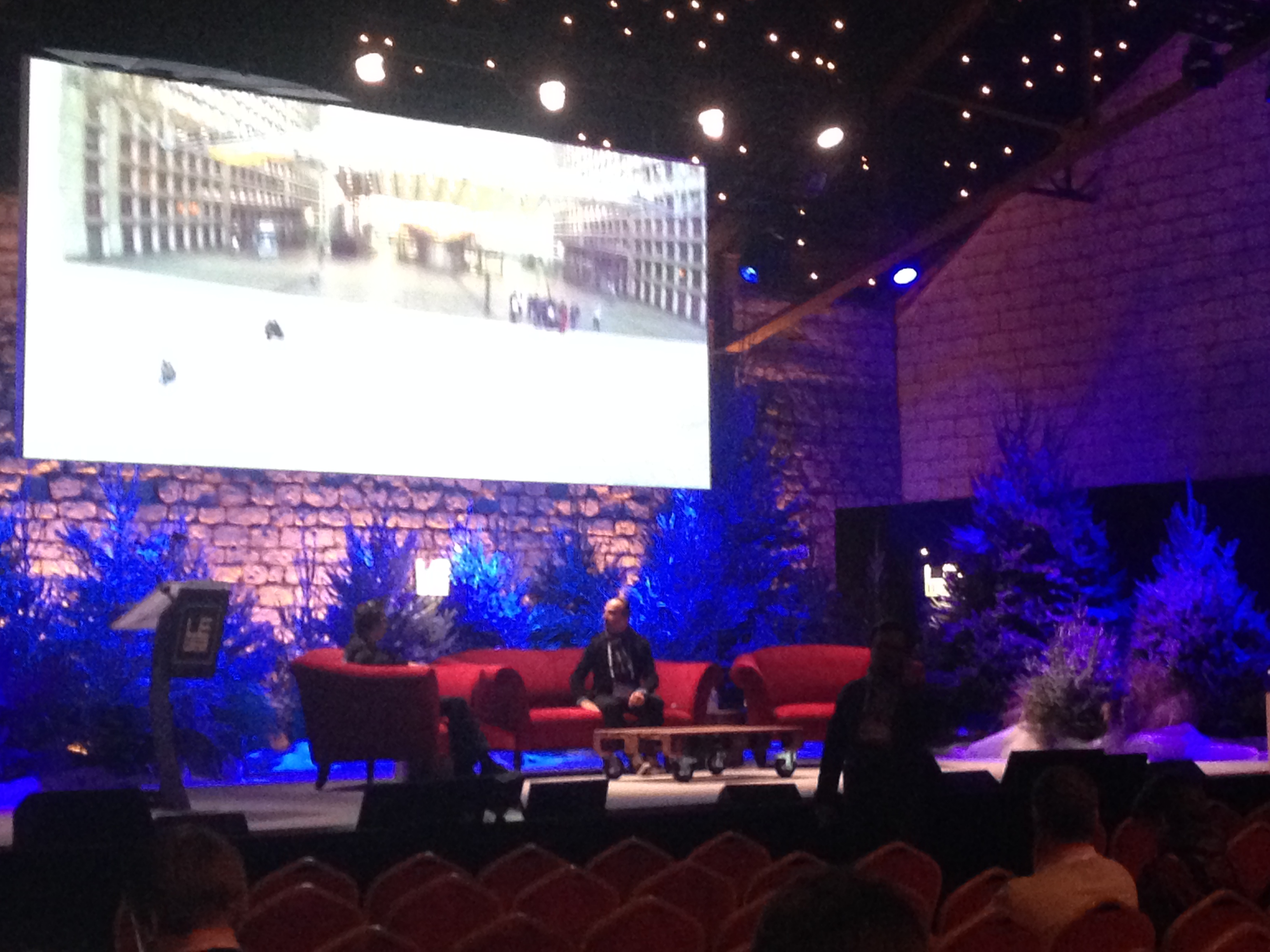 LeWeb13: себя показать