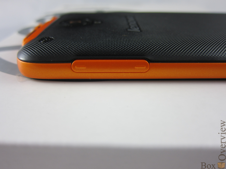 Lenovo S750 — смартфон с классом защиты IP67 image