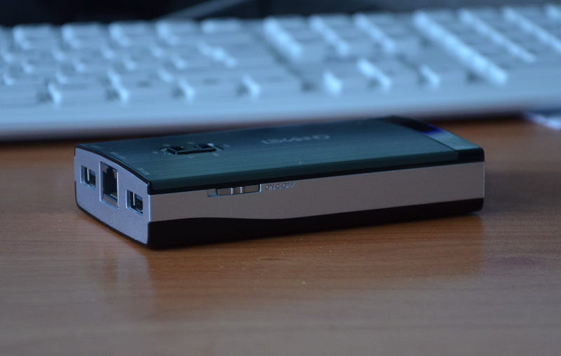 Lexand LPB 78W: роутер и «розетка» на дачу и в путешествия