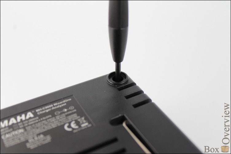 Maha MH C9000 — анализатор, заряжатор и восстановлятор для Ni MH/Ni Cd аккумуляторов image