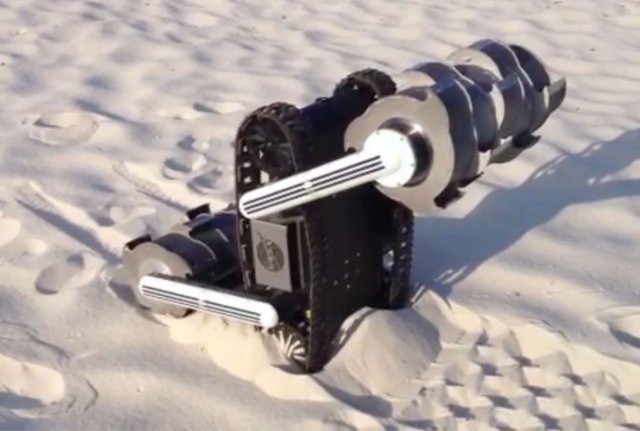 NASA испытывает робота копателя для исследования Луны