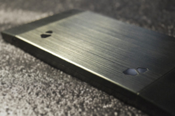 Вся информация в смартфоне Quasar IV шифруется