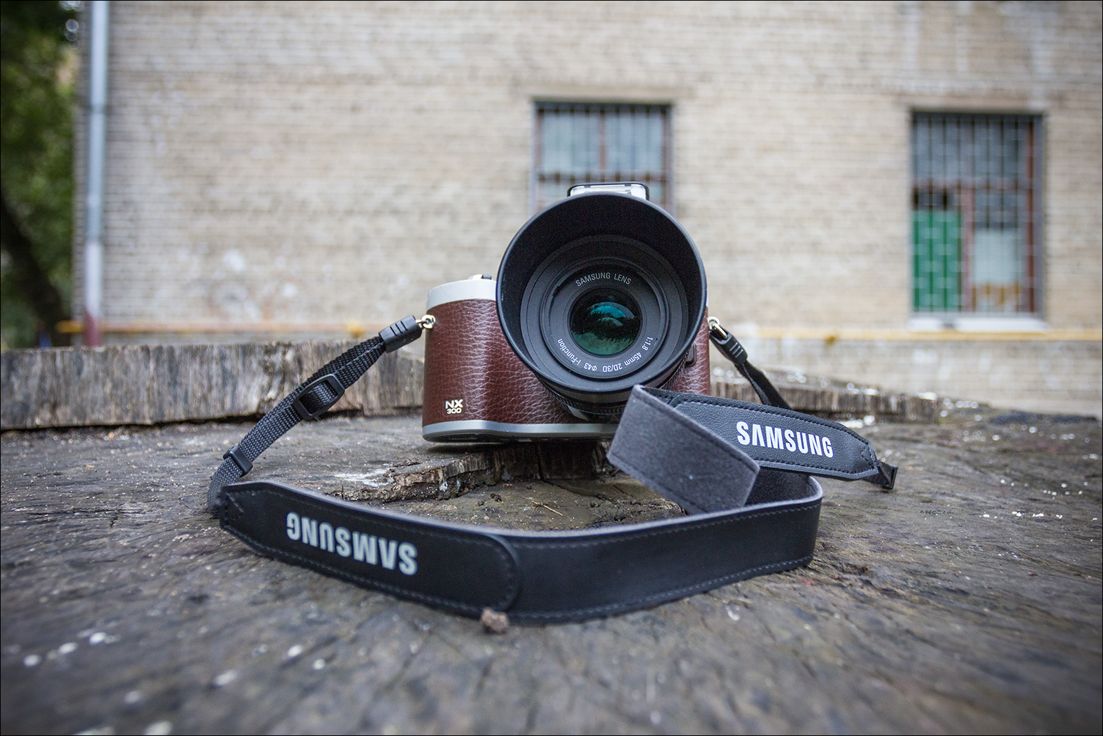 Samsung NX: превращение системной камеры в экосистемную. Часть 1 Samsung NX: превращение системной камеры в экосистемную. Часть 1