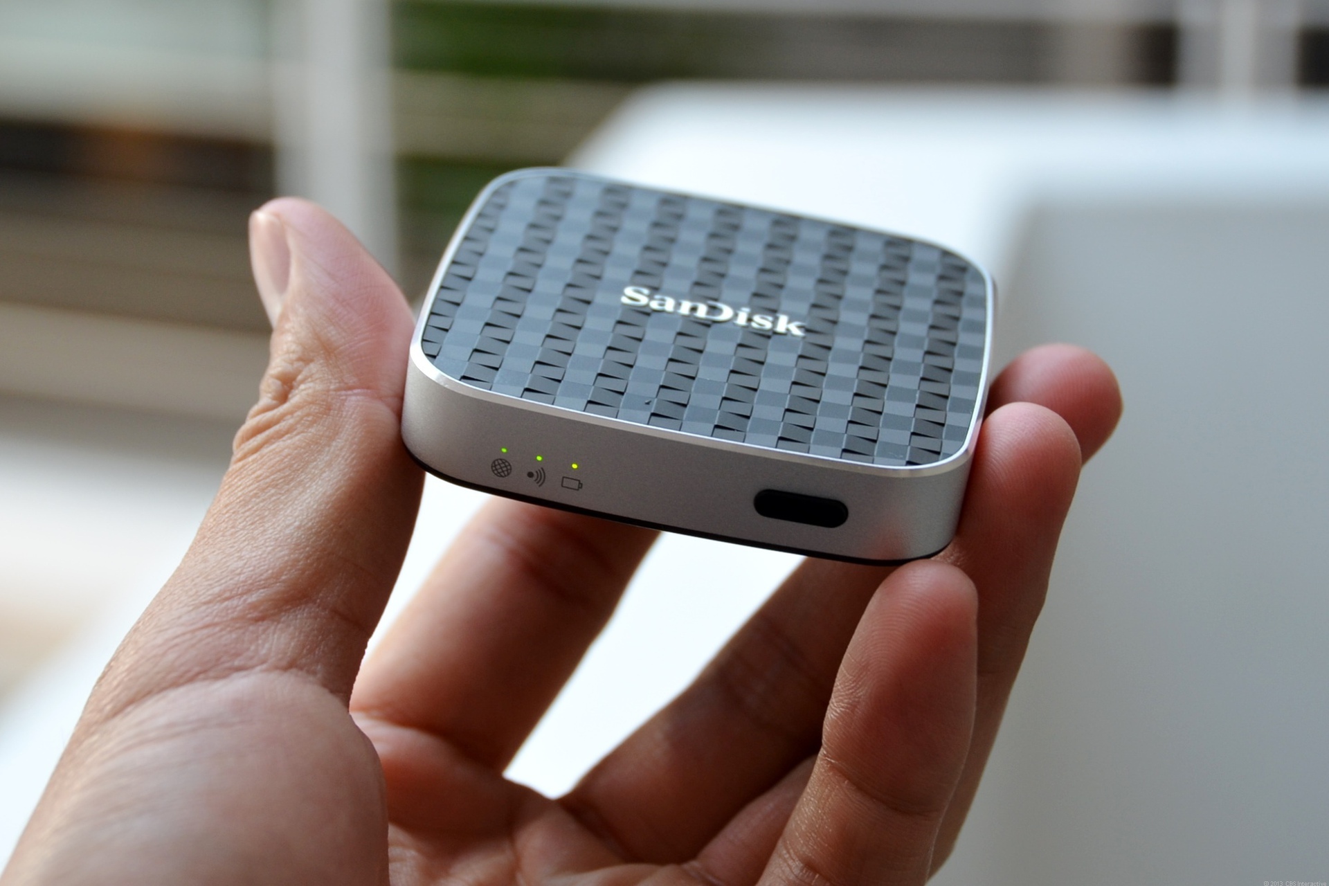 SanDisk Connect Wireless Media Drive — беспроводная «флешка» для мобильных устройств