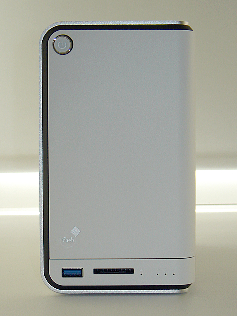 Shuttle KD20 — домашний мини NAS