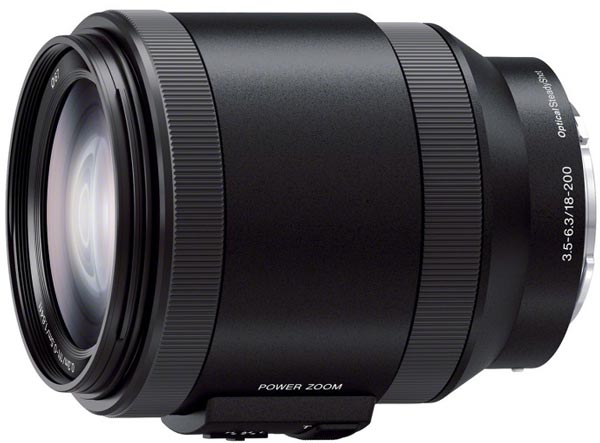 Объектив 18-200mm f/3.5-6.3 оснащен моторизованным приводом трансфокатора