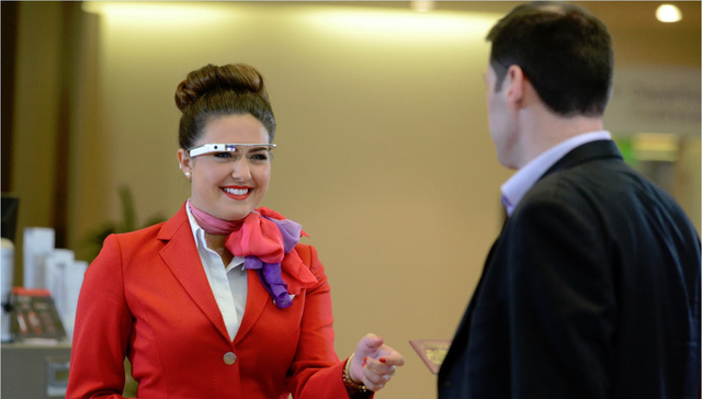 Virgin Atlantic использует Google Glass и «умные» часы для работы с пассажирами