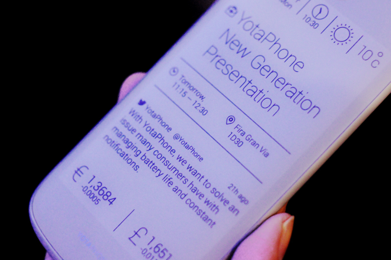 Yota Devices представила второе поколение смартфона с двумя экранами YotaPhone Yota Devices представила второе поколение смартфона с двумя экранами YotaPhone