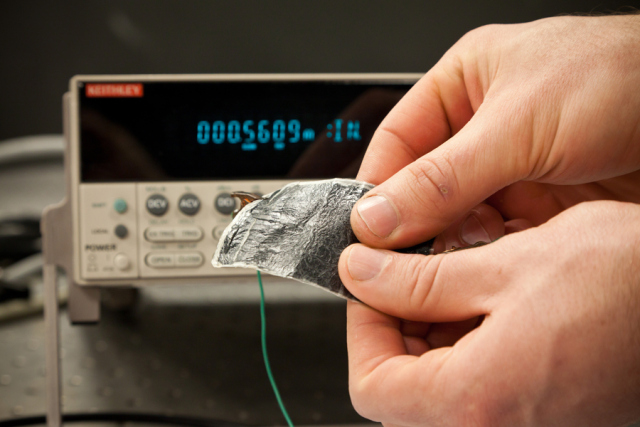 Альтернативные источники энергии для мобильных устройств будущего image