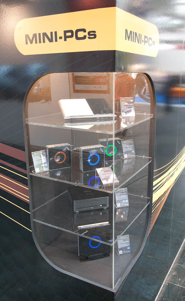 Блог компании Юлмарт / Cebit 2012 — Новинки первого дня от Asus, Enermax и Zotac image