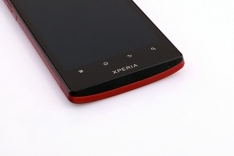 Большой: обзор Sony Xperia ion