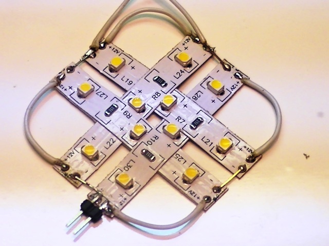 Делаем елочные игрушки из светодиодных лент Делаем елочные игрушки из светодиодных лент