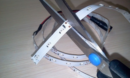 Делаем елочные игрушки из светодиодных лент Делаем елочные игрушки из светодиодных лент