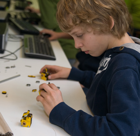 Дети собрали 3d принтер image