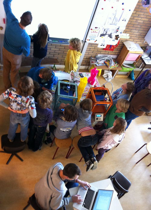 Дети собрали 3d принтер image