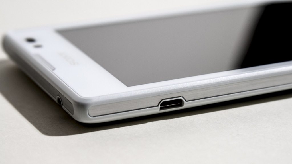 Две симки, четыре ядра – обзор Sony Xperia C Две симки, четыре ядра – обзор Sony Xperia C