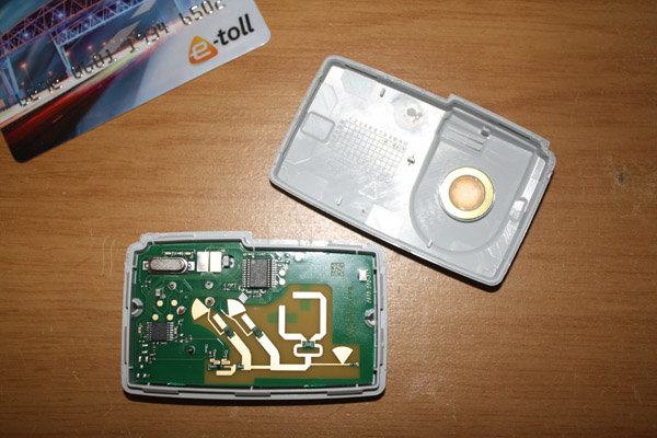 Батарейка на транспондер автодор. Транспондер kapsch 4010. Транспондер t-pass kapsch 4010 замена батарейки. Батарейка для транспондера зсд. Транспондер kapsch ts3203.