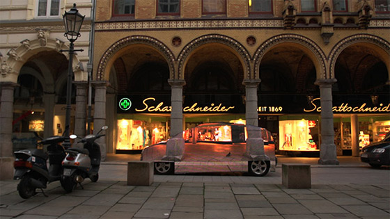 Работа с видео / Mercedes сделал «прозрачный» автомобиль (LED и видеокамера) Работа с видео / Mercedes сделал «прозрачный» автомобиль (LED и видеокамера)