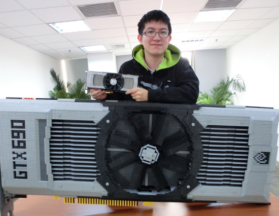 GeForce GTX 690 Lego