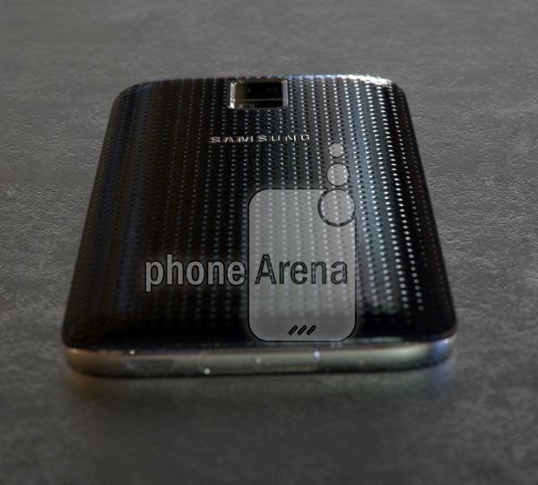 Смартфон Samsung Galaxy S5 Prime получил экран QHD (1440 x 2560 пикселей) и металлический корпус