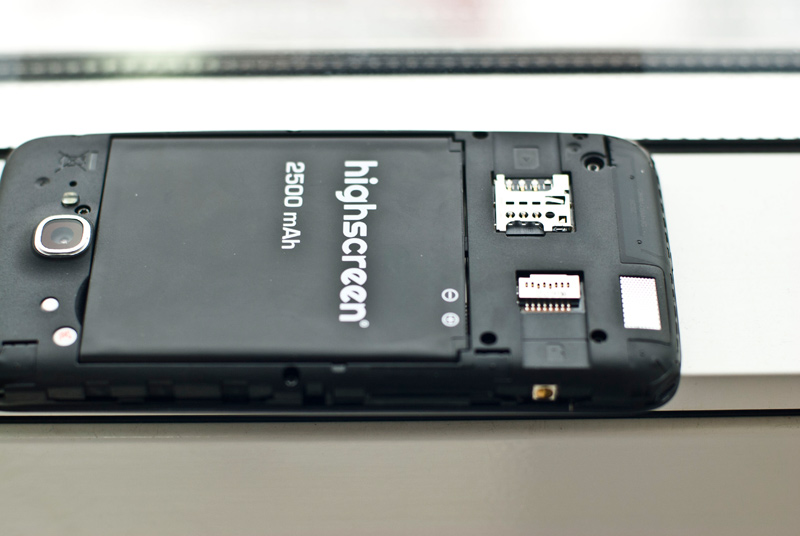 Хабраобзор Highscreen Explosion или недорогого аналога Samsung Galaxy 3 Хабраобзор Highscreen Explosion или недорогого аналога Samsung Galaxy 3