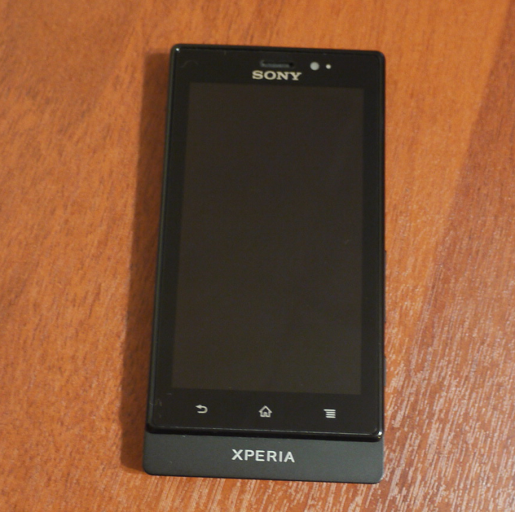 Хорошист: обзор Sony Xperia Sola