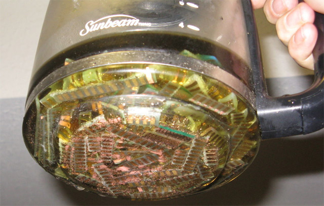 Извлекаем золото из старой электроники Извлекаем золото из старой электроники