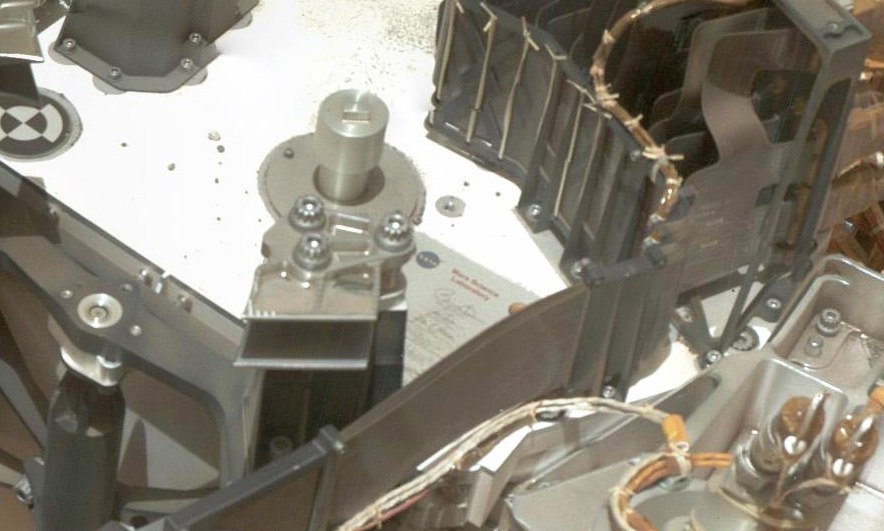 Какого цвета Марс? image