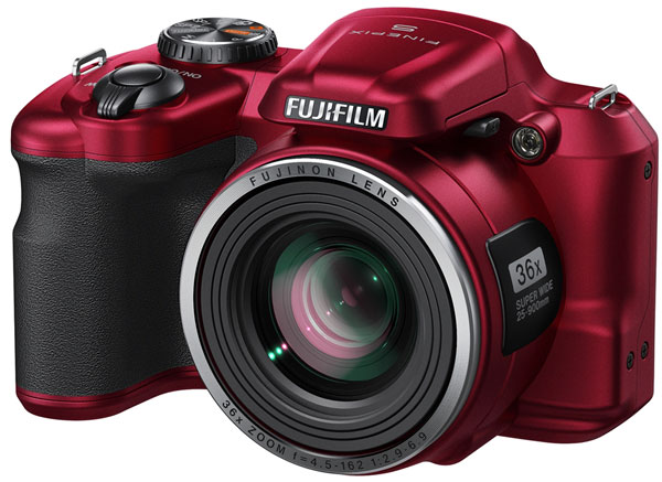 В камере Fujifilm FinePix S8600 используется датчик типа CCD формата 1/2,3 дюйма разрешением 16 Мп