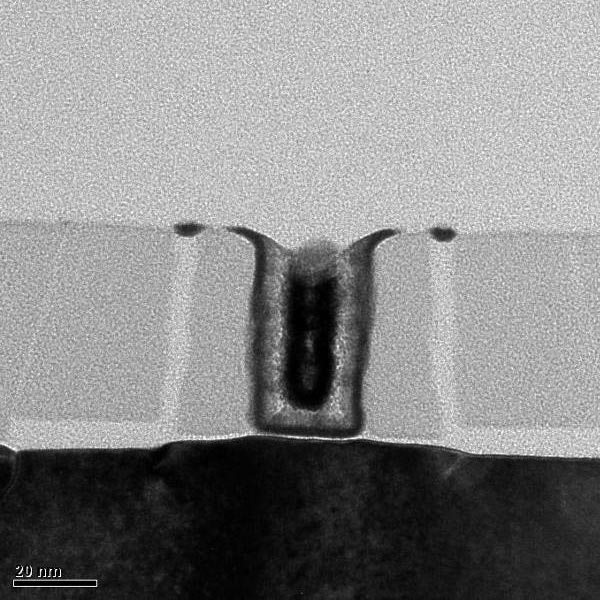 Китайские специалисты создали 22-нанометровый транзистор