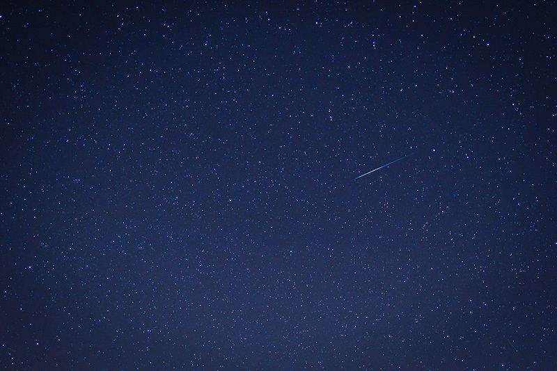 Книжка Discover Meteor переведена на русский