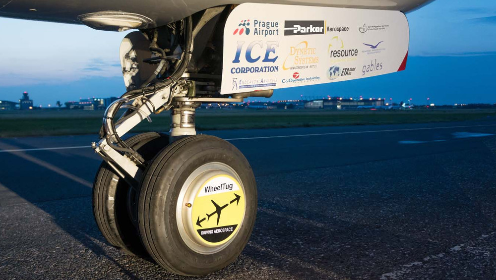 Колесо буксир сэкономит пассажирским авиакомпаниям миллионы долларов Колесо буксир сэкономит пассажирским авиакомпаниям миллионы долларов