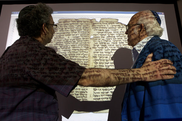 Компьютерный алгоритм пытается соединить 320 000 фрагментов рукописей Компьютерный алгоритм пытается соединить 320 000 фрагментов рукописей