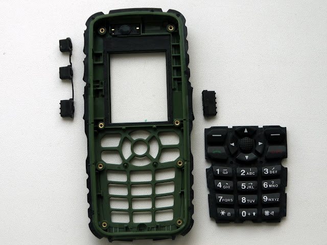 Краш тест копии телефона Sonim Land Rover S8