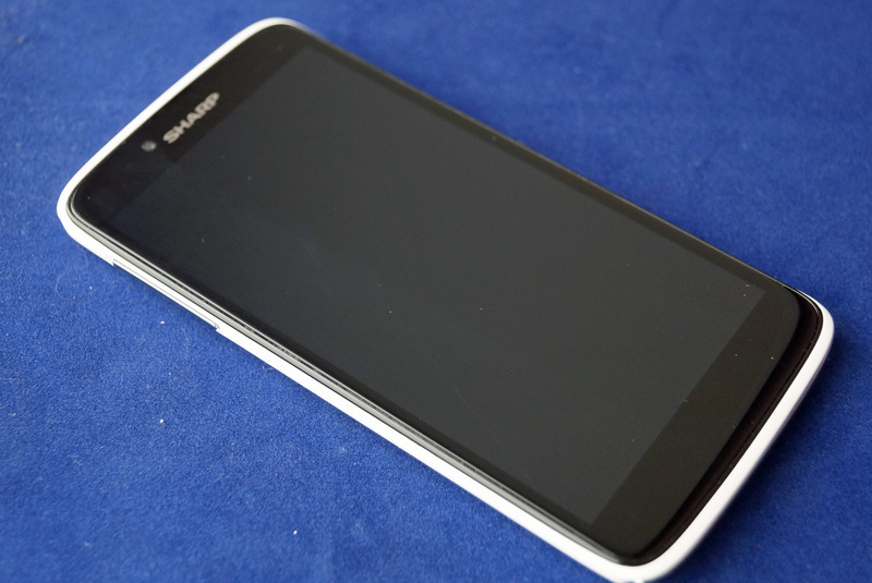 Красивый и приятный. Обзор смартфона Sharp SH837W Красивый и приятный. Обзор смартфона Sharp SH837W