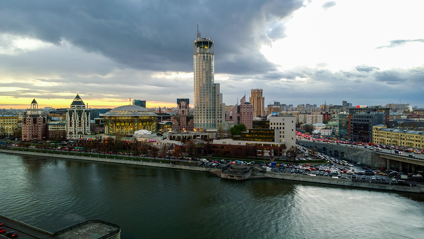 В 1020 году столицей руси был новгород. Столица китая пекин фото. Страна городов рассмотри иллюстрацию и придумай ей название. 1020 столица. Рассмотрим иллюстрацию и придумай ей название.