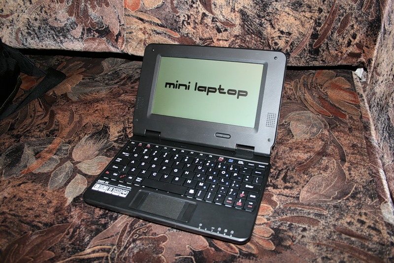Миниатюрный Linux MIPS лэптоп