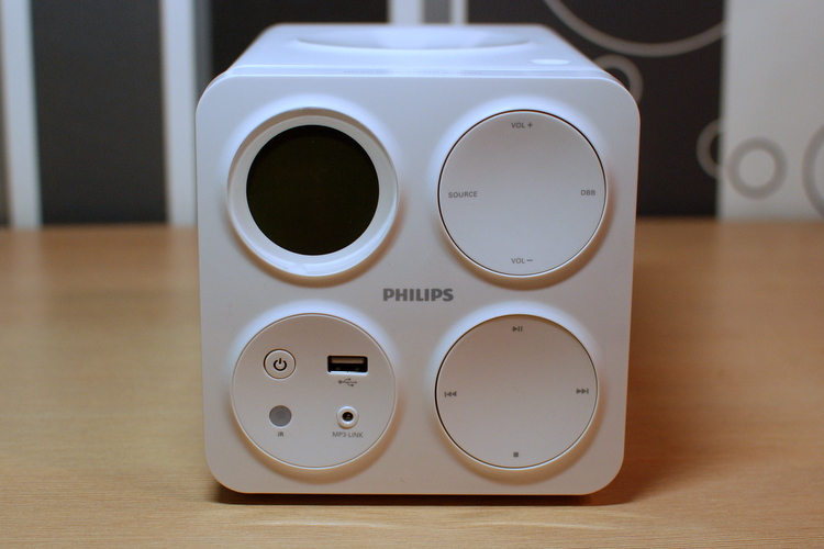 Музыка в кубе. Обзор микросистемы Philips