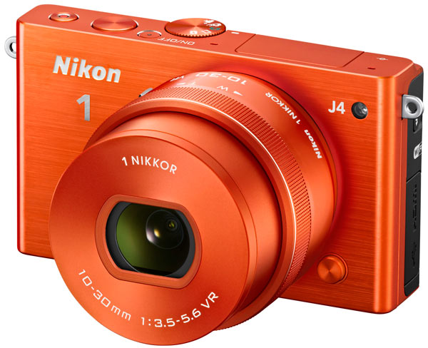 Комплект из камеры Nikon 1 J4 и двух объективов обойдется покупателю в $1050