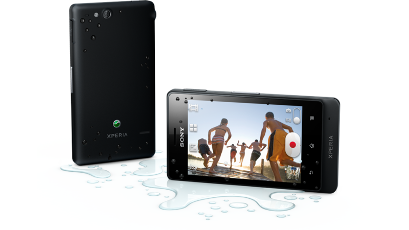 Непотопляемый Sony Xperia go вышел в российскую продажу image