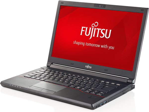 Ноутбуки Fujitsu LifeBook E544 и E554 различаются размерами экранов, массой и габаритами