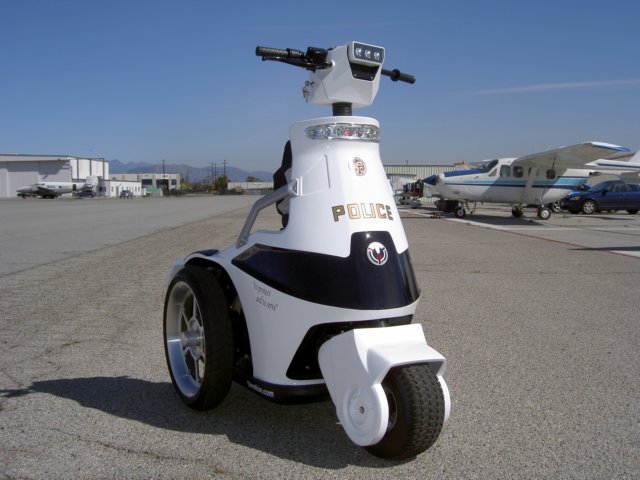Новый Segway Patroller получил третье колесо image