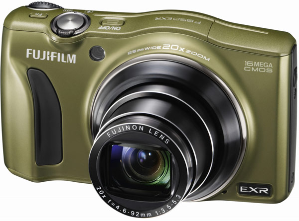 Объектив компактной камеры FinePix F850EXR охватывает диапазон ЭФР 25-500 мм