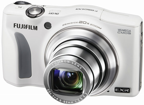 Объектив компактной камеры FinePix F850EXR охватывает диапазон ЭФР 25-500 мм