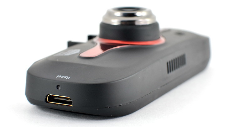 Обзор AdvoCam FD8 Profi GPS Red: регистратор с LDWS и другими «плюшками» + «внутри» Обзор AdvoCam FD8 Profi GPS Red: регистратор с LDWS и другими «плюшками» + «внутри»