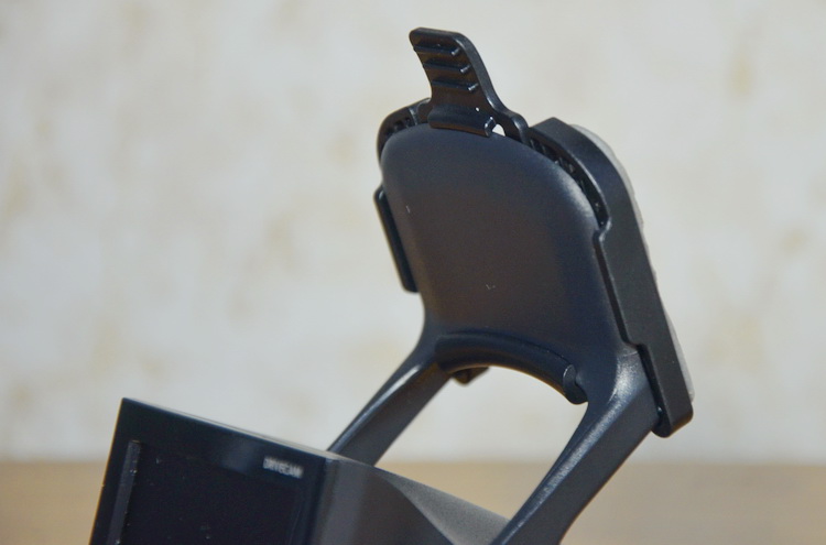 Обзор Akenori DriveCam 1080 PRO: когда регистратор предупредит о «Стрелке»