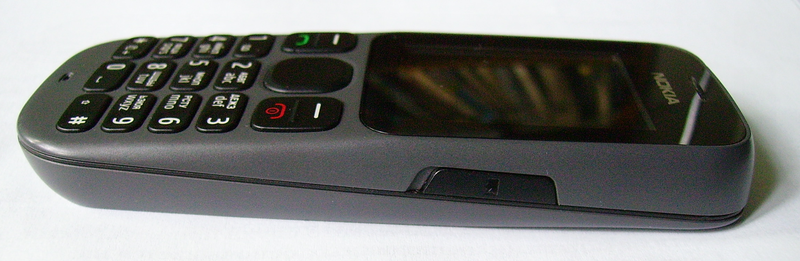 Обзор Nokia 101 — фонарик с плеером и телефоном за 35$