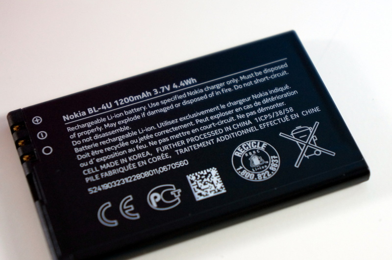 Обзор Nokia Asha 210 Стильный бюджетник image